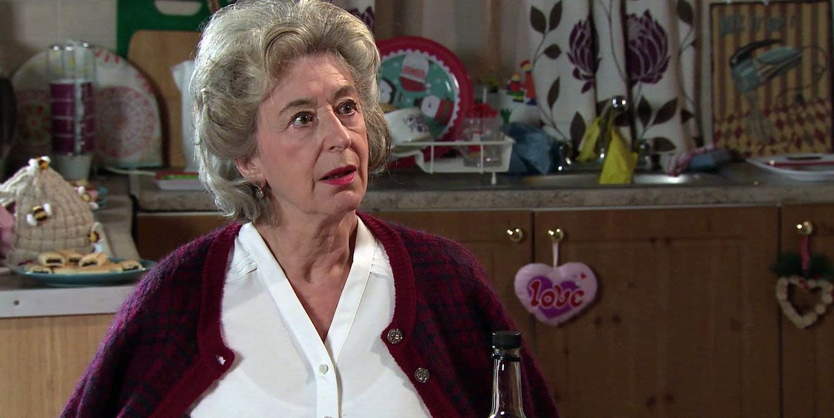 Coronation Street's Maureen Lipman taking another break from show