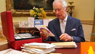 Buckingham anuncia el regreso a la vida pública de Carlos III y frena en seco los rumores sobre su estado de salud