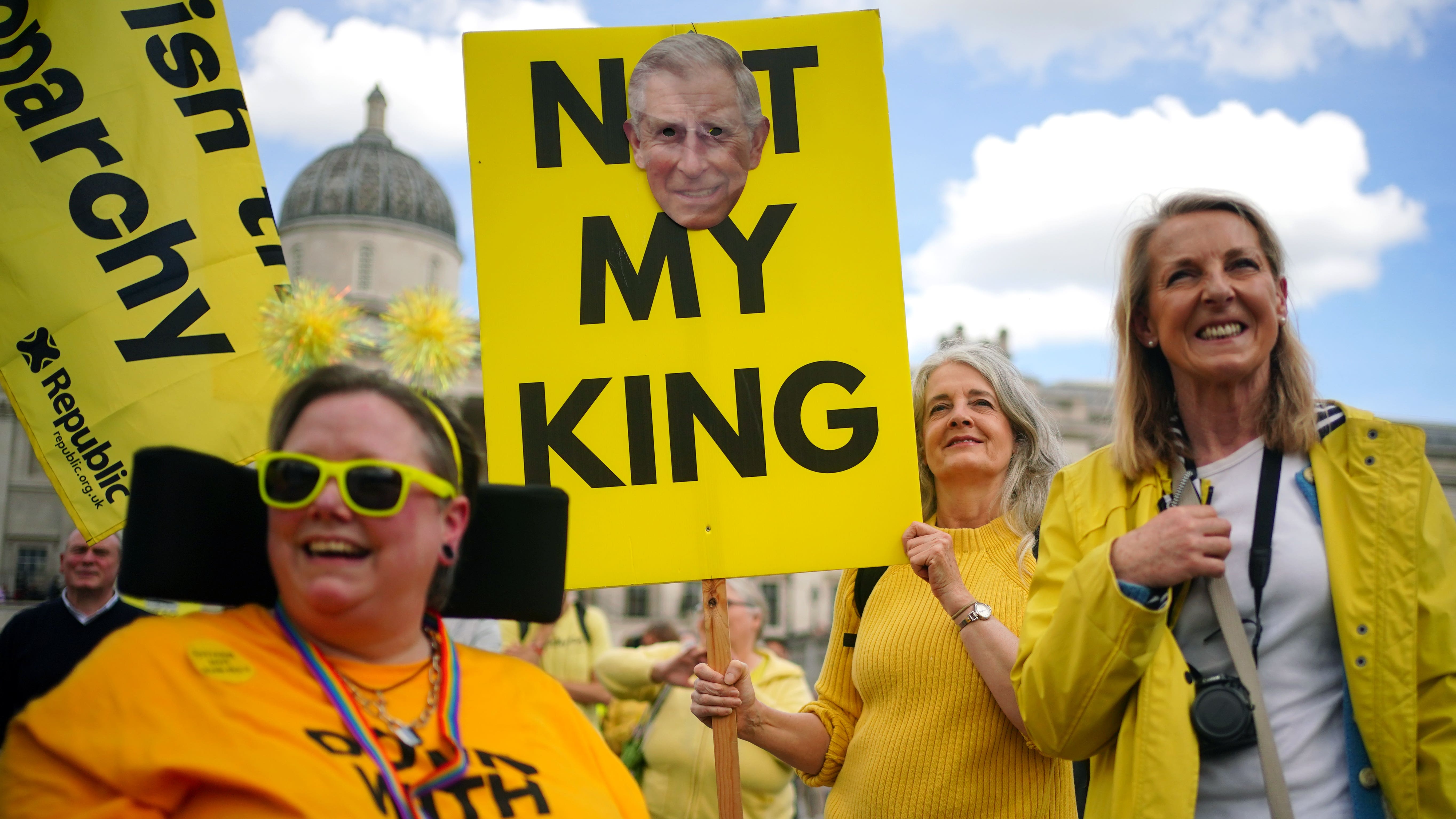 Republican protesters hold demonstration on King’s coronation anniversary