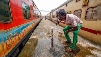 North India Bakes Under Relentless Heatwave, Temperatures Exceed 40 Degrees