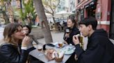 València pide ideas para reducir la contaminación acústica de las terrazas