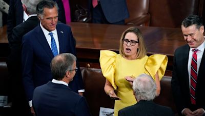 Opinion: There’s still time for Romney, Sinema and Manchin to save the filibuster