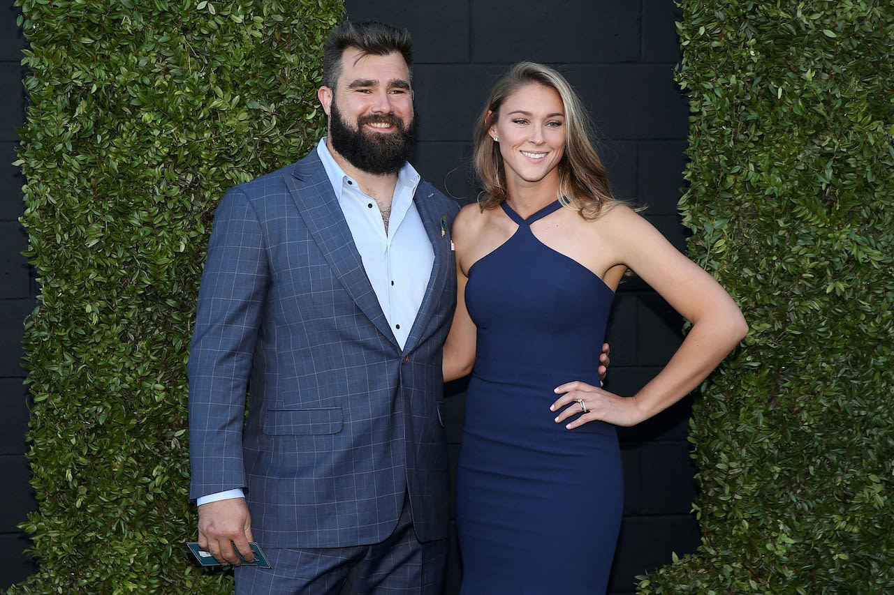 Travis, Jason Kelce reveal Mother’s Day plans after their mom calls out their poor gift-giving skills