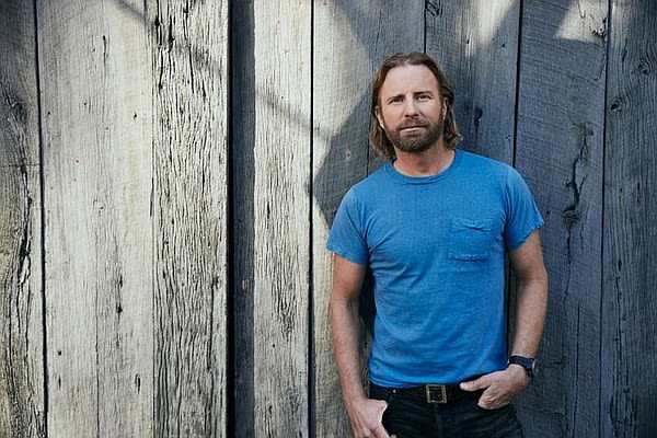 ‘Gold’ on the road: Dierks Bentely still loves touring, songwriting and playing music | Arkansas Democrat Gazette