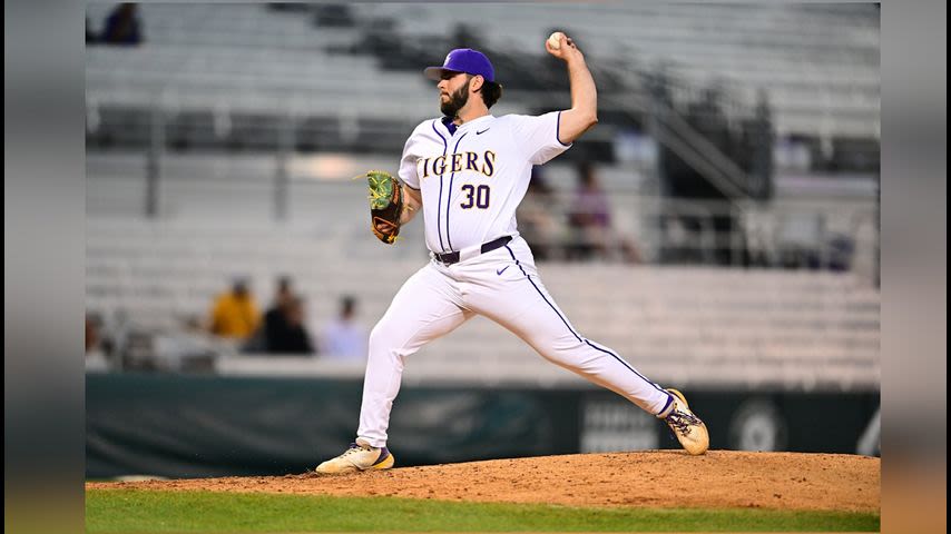 LSU baseball beats Ole Miss 5-1 to start last regular season series