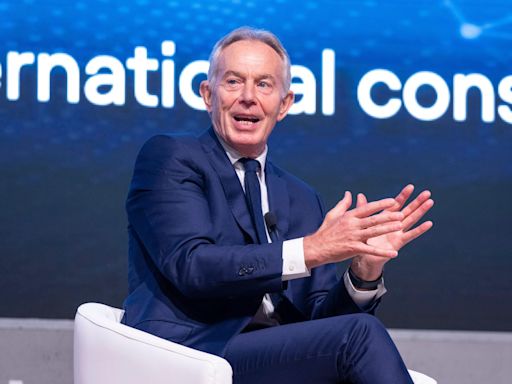 Tony Blair issues warning to Keir Starmer on immigration and 'wokeism'