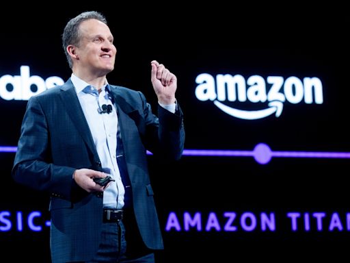 Amazon Web Services CEO Adam Selipsky steps down to 'spend more time with family, recharge'