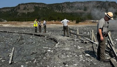 Yellowstone blast sends visitors fleeing for cover