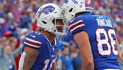 NFL Week 2 odds, expert picks for all 16 games: Bills-Dolphins headlines a week of big favorites