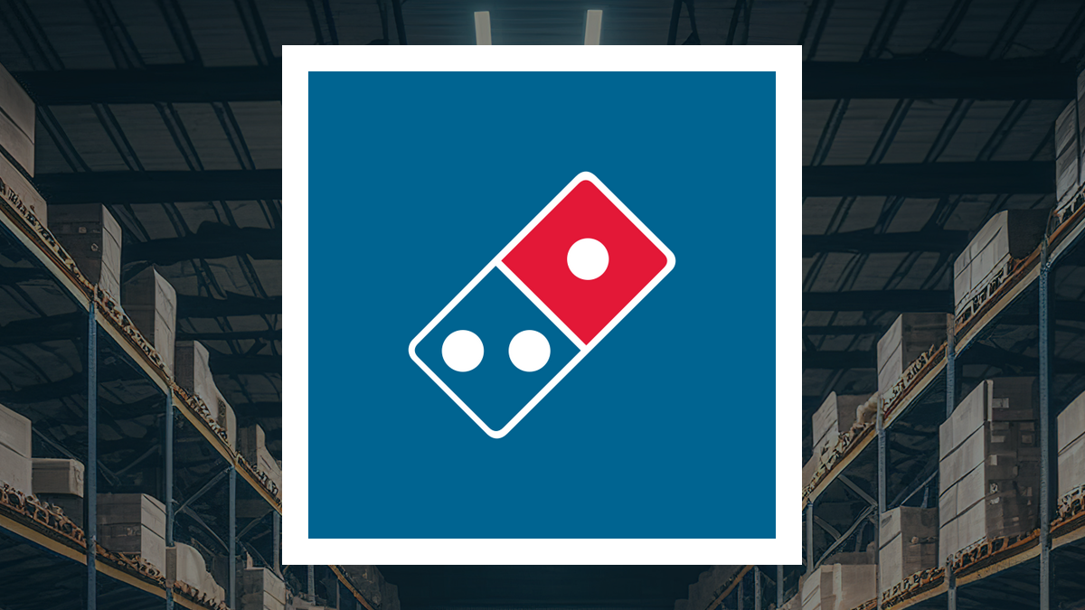 Domino’s Pizza, Inc. (NYSE:DPZ) EVP Cynthia A. Headen Sells 745 Shares