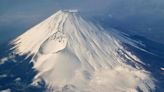 Quatro pessoas morrem ao subir o monte Fuji dias antes do início da temporada