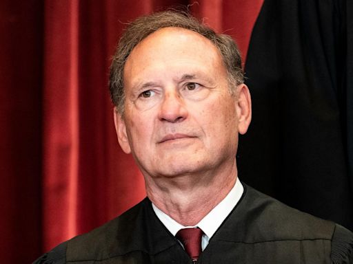 Justice Alito refuses to recuse himself from Jan. 6 cases after flag controversies