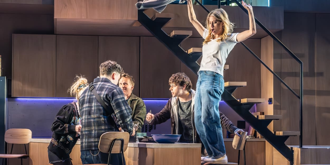 Review: NEXT TO NORMAL, Wyndham's Theatre