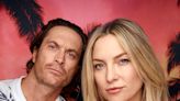 Kate Hudson Defends Her Brother Oliver Hudson Against Trolls