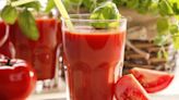 感染沙門氏菌恐引傷寒！研究：喝番茄汁有助抗菌 還有6種蔬果也建議多吃