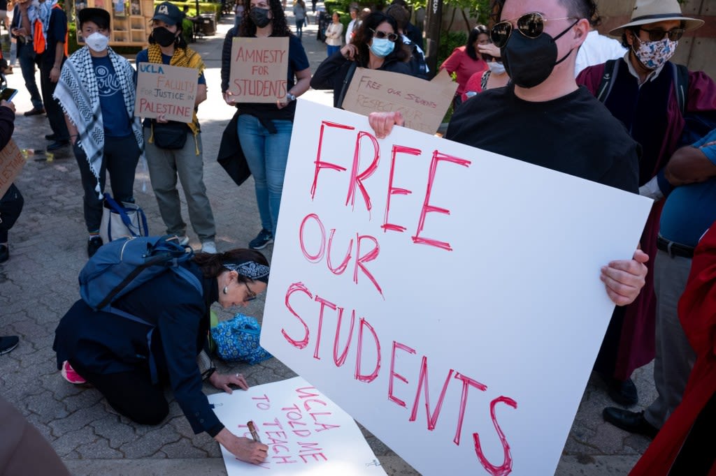 UCLA shifts classes back online amid renewed pro-Palestinian protests, arrests, outcry