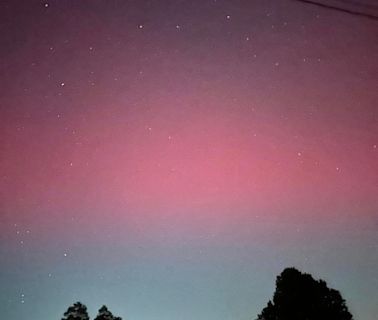 What's your chance of seeing the northern lights tonight? A look at Saturday's forecast