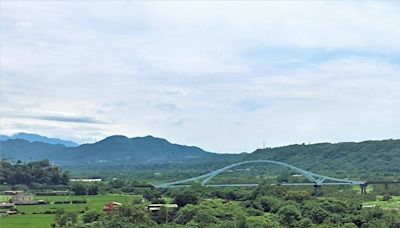 走訪大溪木藝博物館 探索歌后鳳飛飛故事館