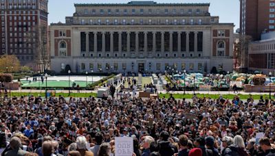 Cómo la historia de las protestas estudiantiles en la Universidad de Columbia repercute en la actualidad