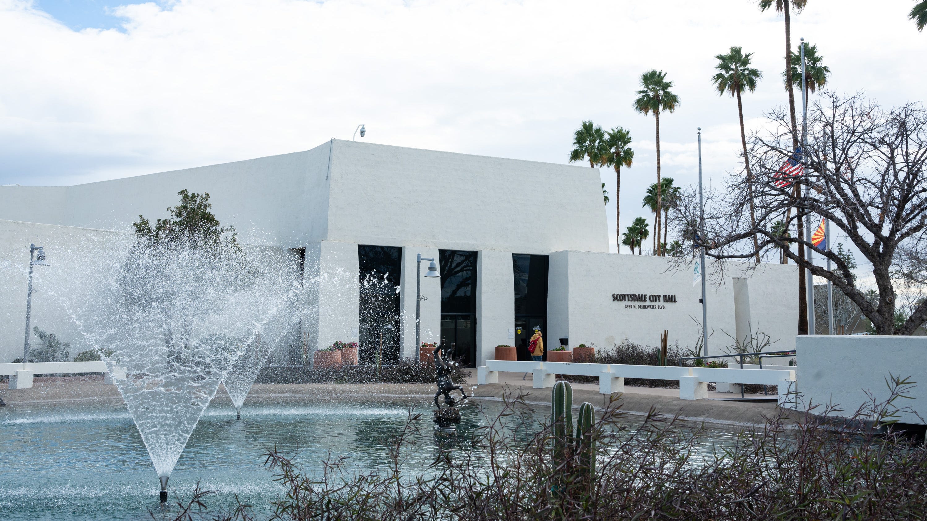 3 candidates are running for the Scottsdale mayor's seat. What to know about the pivotal race