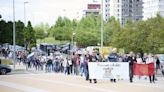 Marcha ciudadana en Pamplona por el derribo del Monumento a los Caídos