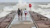 Officials Urge Coastal Texans to Evacuate, but Some Are Unfazed