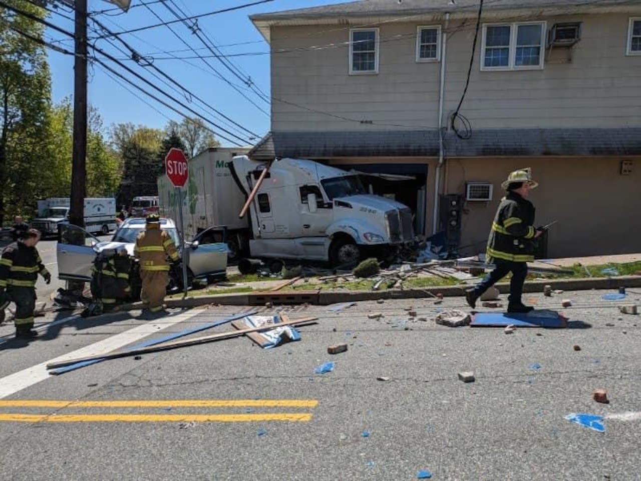 Tractor trailer crashes into North Jersey pharmacy