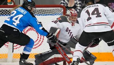 Natalie Spooner leads Toronto to 5-2 win over Ottawa in regular-season finale