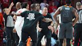 Houston coach Kelvin Sampson ejected, but Cougars trounce Oklahoma State basketball