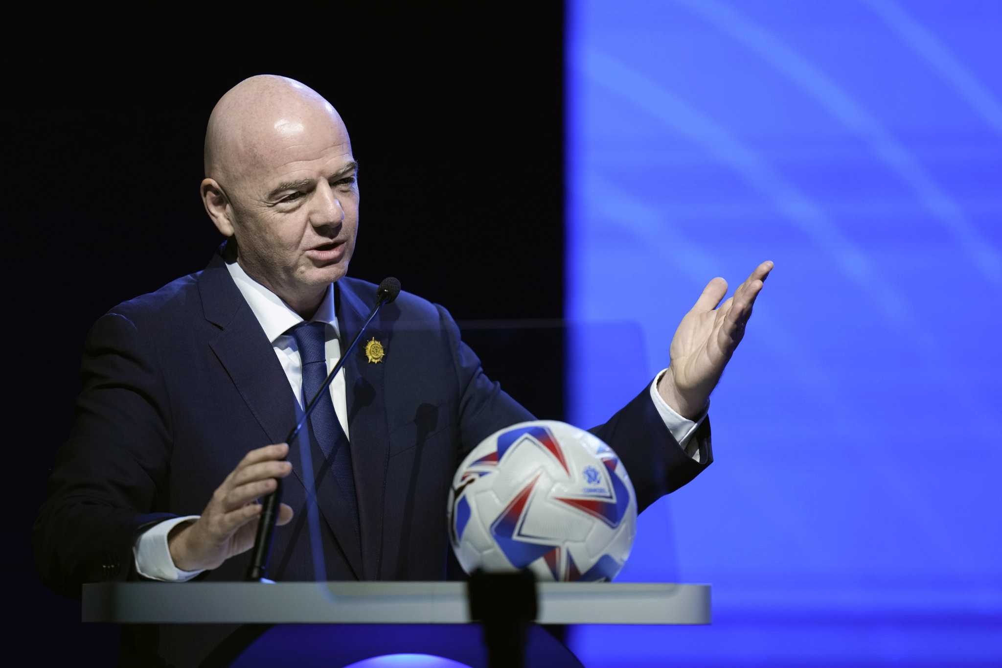 FIFA offers peace talks to player unions, leagues on legal threats about congested game schedules