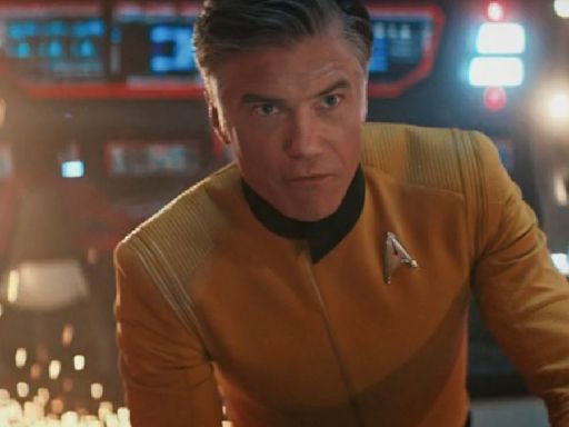 Star Trek’s Jonathan Frakes Explained How The Shows Use Fire And Sparks On The Bridge Sets Without ...