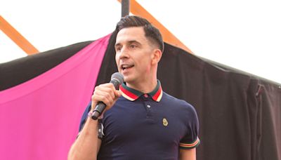 Russell Kane launches bizarre rant against Northern Lights