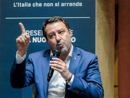 Minacce anarchiche a Salvini e Sardone