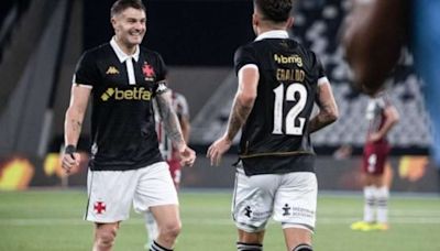 Com direito a olé e polêmica, Vasco vence o Fluminense no Nilton Santos