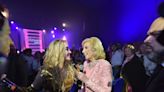 Mirtha vistió a Fátima Florez en su primera salida al teatro y fue ovacionada por el público