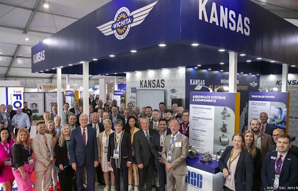 Wichita works to make a splash on the world stage at Farnborough International Airshow - Wichita Business Journal