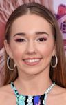 Holly Taylor