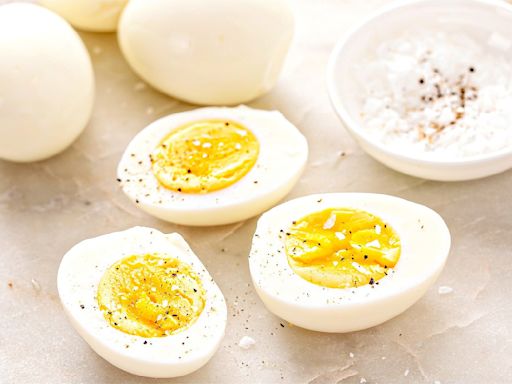 The Hard-Boiled Egg Nutrition Fact You Definitely Need To Know