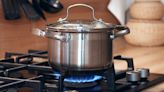 8 Mistakes Everyone Makes When Cooking On A Gas Stove Top