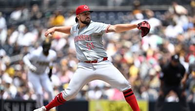 Reds looking for offense, end of six-game skid in Game 2