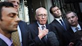 Media mogul Rupert Murdoch steps down as Fox and News Corp chairman