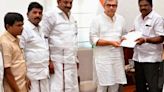 Dharmapuri MP submits petition to Railway Minister Ashwini Vaishnaw