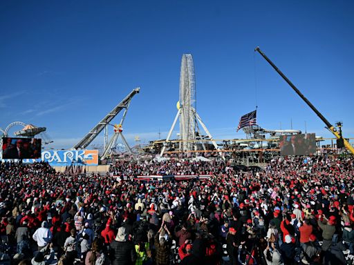 Donald Trump's Crowd Size Raises Questions