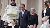 Mrs. Alito should spend more time on her religion and less time on flags: legal expert