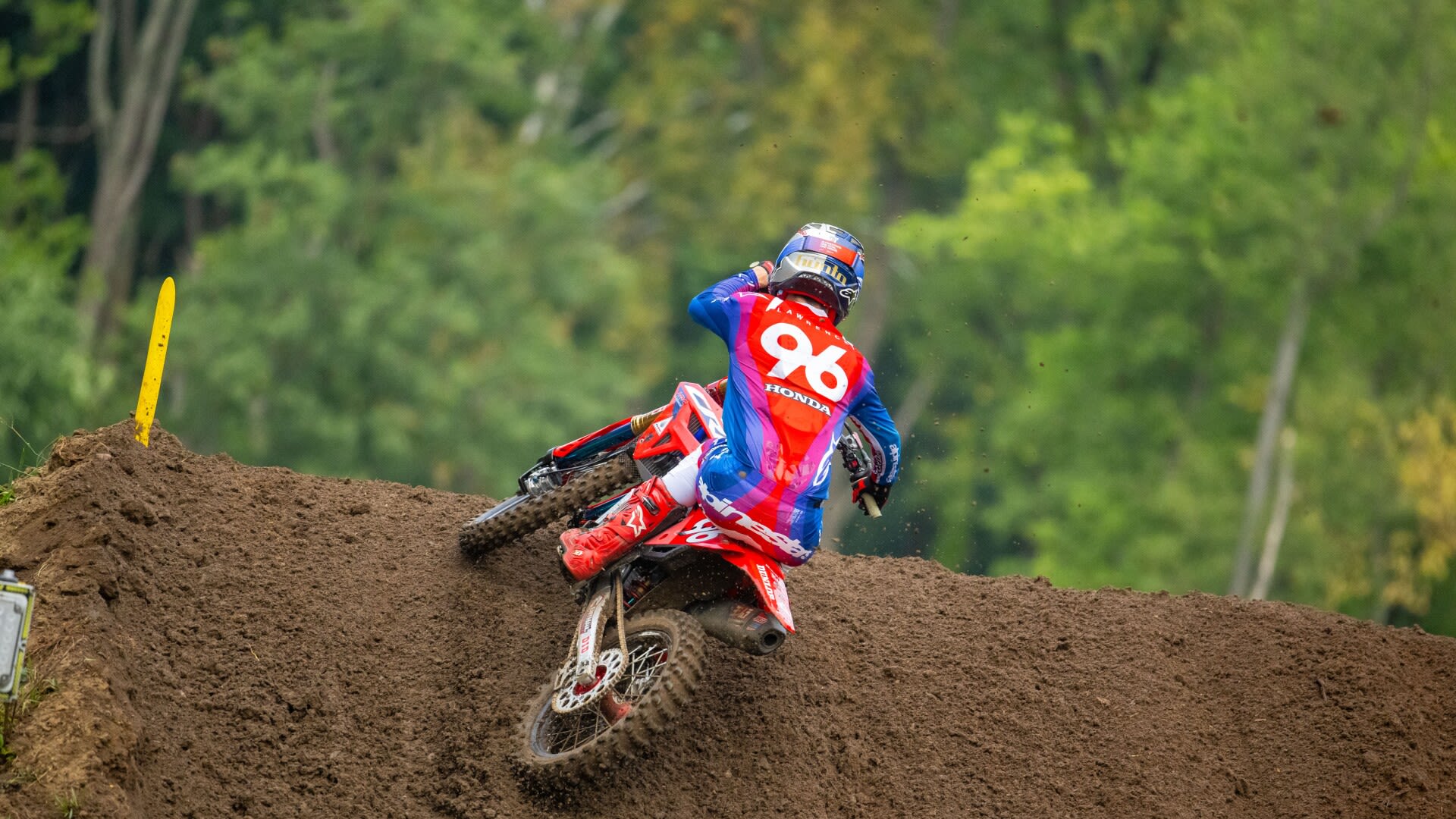 Live Pro Motocross Round 8 updates from Washougal: Hunter Lawrence sets the pace in qualification