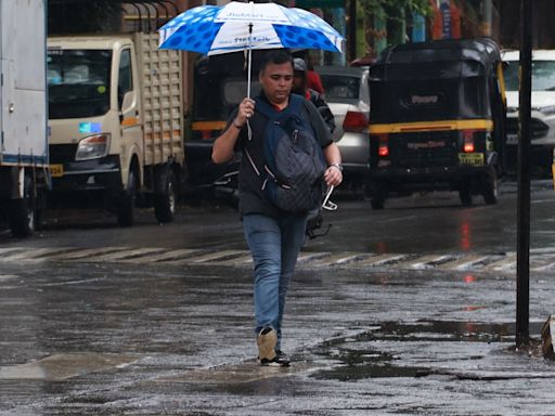 Amid heavy rains, yellow alert issued for Mumbai from today till Friday
