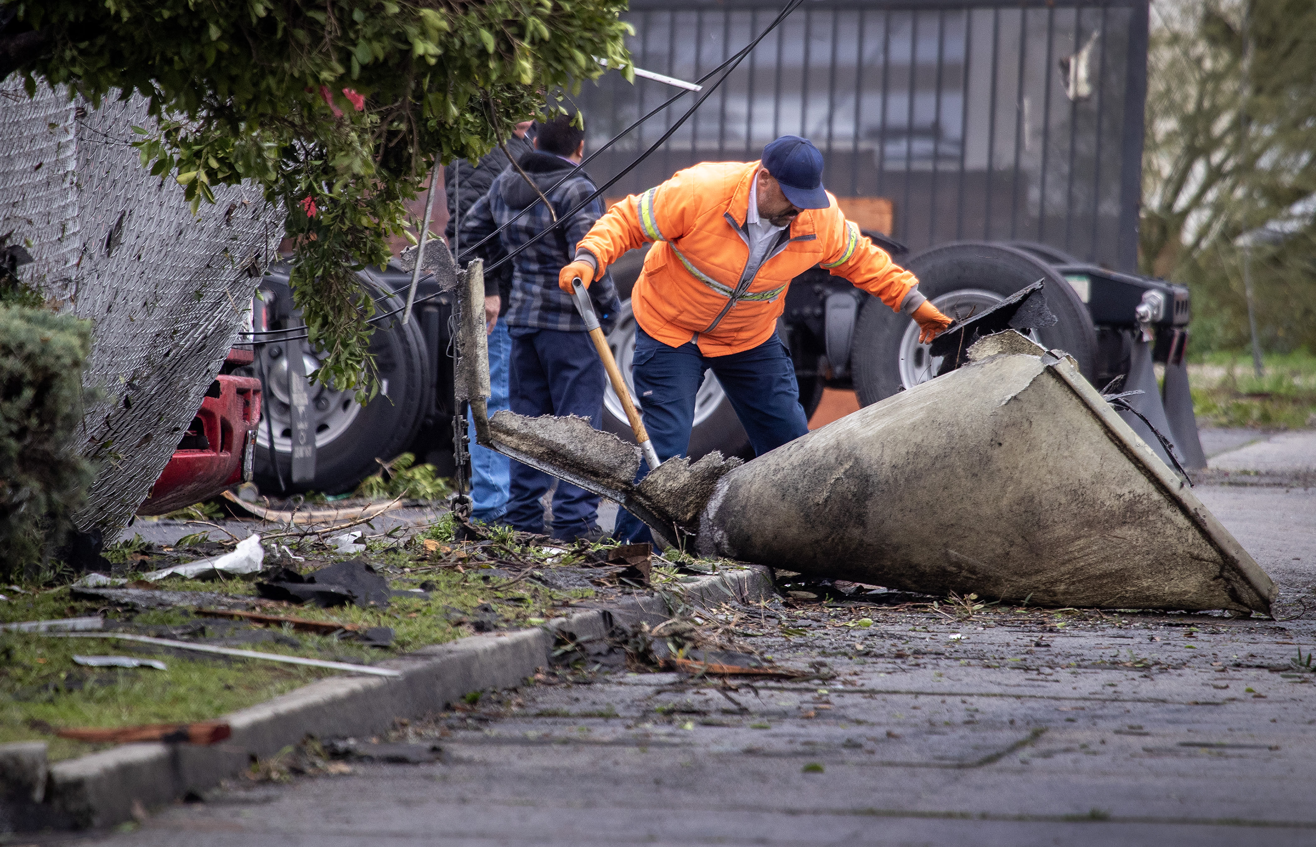 Severe storms, including tornadoes, batter the Midwest