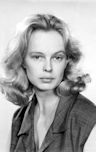 Sandy Dennis