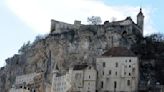 Rocamadour: vol de Durandal, la légendaire épée du chevalier Roland plantée dans la roche