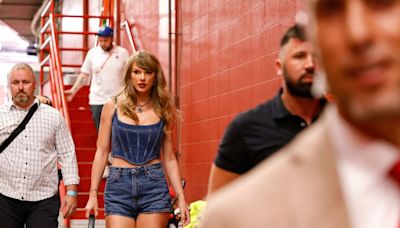 Taylor Swift shakes off Trump-supporting pal Brittany Mahomes at Chiefs game